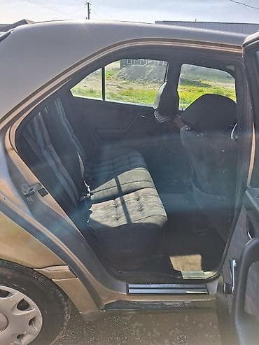 a class: Mercedes-Benz C-Class: 1994 г., 2 л, Автомат, Седан — 2