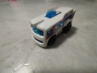 машина оюнчук: Игрушечная машинка Hot Wheels — фургон/грузовик. - Корпус: белый, с — 3