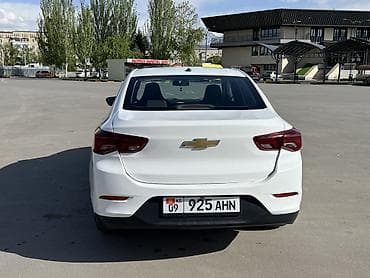 mersedes e: Chevrolet Onix: 2020 г., 1 л, Автомат, Бензин, Седан — 4