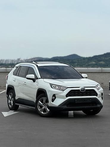 оригин: Toyota RAV4: 2021 г., 2.5 л, Автомат, Гибрид, Кроссовер — 3