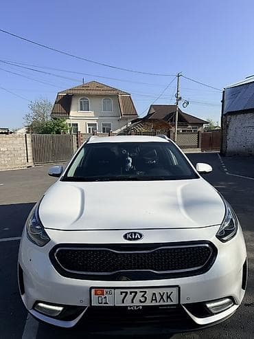 Kia Niro: 2018 г., 1.6 л, Робот, Гибрид, Кроссовер