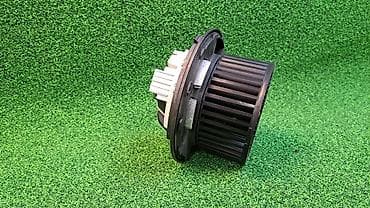 е90: Моторчик печки Е90 6 933664 Год 2006 В отличном состоянии, очень — 3