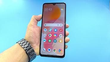 Poco C75 5G, Б/у, 256 ГБ, цвет - Зеленый, 2 SIM