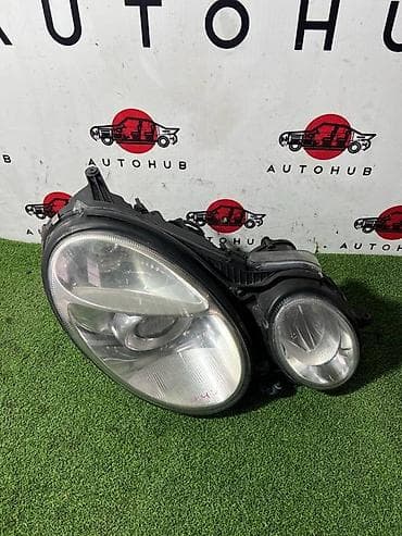 бев е 34: Передняя правая фара Mercedes-Benz — 1