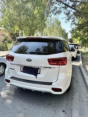 минивен: Kia Carnival: 2019 г., 2.2 л, Дизель, Минивэн — 7