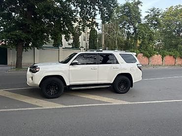 nissan sani: Toyota 4Runner: 2020 г., 4 л, Автомат, Газ, Внедорожник — 3