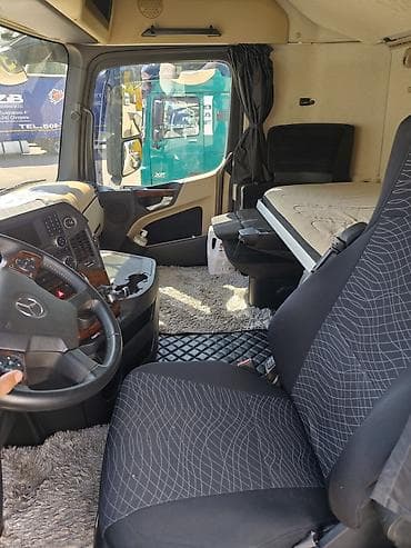 тягач актрос: Тягач, Mercedes-Benz, 2017 г., Тентованный — 8