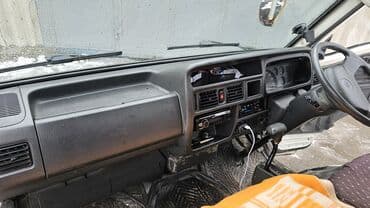 торг: Nissan Vanette: 1997 г., 2.2 л, Автомат, Дизель, Фургон — 7