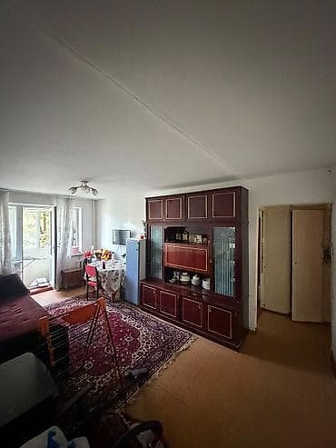 3 комнаты, 60 м², 104 серия, 2 этаж, Косметический ремонт — 10