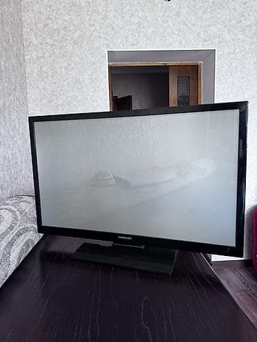 ТВ жана Видео: Телевизор Samsung с диагональю около 32" (серия ранних LED/LCD) — 2