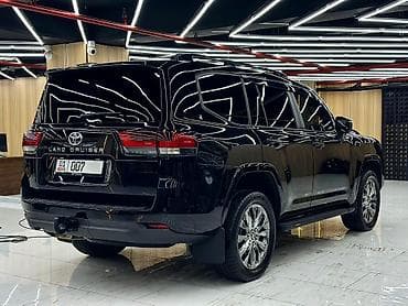 авто 300000: Toyota Land Cruiser: 2023 г., 4 л, Автомат, Бензин, Внедорожник — 5