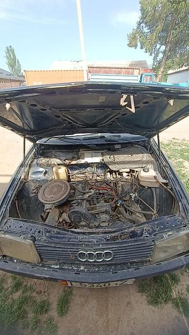 фольксваген бенто: Audi 100: 1988 г., 1.8 л, Механика, Бензин, Седан — 3