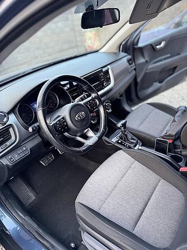 honda mobilo: Kia Stonic: 2018 г., 1.4 л, Автомат, Бензин — 2