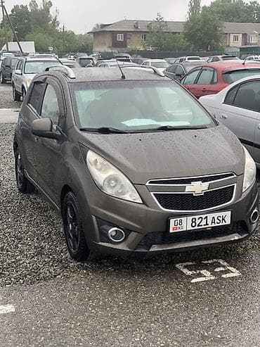 Chevrolet Spark: 2012 г., 1 л, Автомат, Бензин, Хэтчбэк