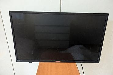 Проекторлор: Телевизор TOSHIBA, диагональ примерно 32. Плоская LED‑панель с тонкими — 1