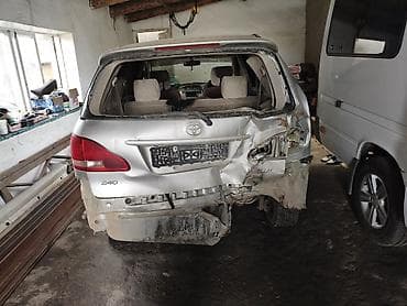 Унаа сатуу: Toyota Ipsum: 2003 г., 2.4 л, Автомат, Газ, Вэн/Минивэн — 2