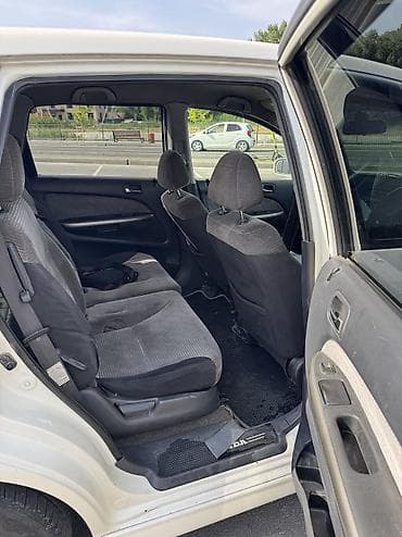 авта: Honda Stream: 2002 г., 1.7 л, Автомат, Бензин — 9