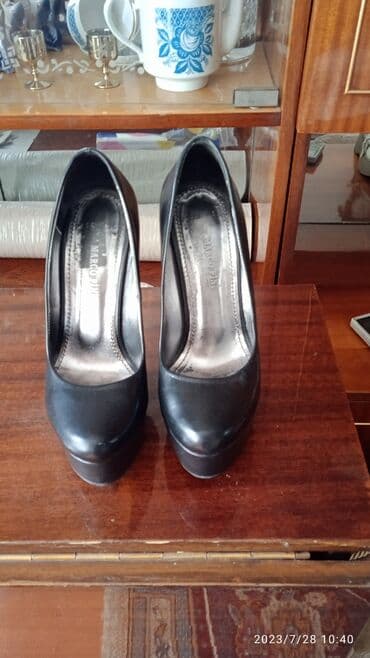 фирменная обувь из италии: Туфли, 36, Marco Piero, Б/у, цвет - Черный, Самовывоз — 2