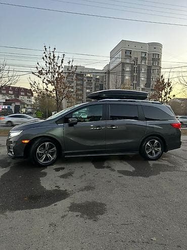 Продажа авто: Honda Odyssey: 2017 г., 3.5 л, Автомат, Бензин, Минивэн — 3
