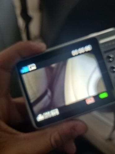 Цифровая компакт‑камера 18 MP - Матрица: 18 мегапикселей (надпись на — 7