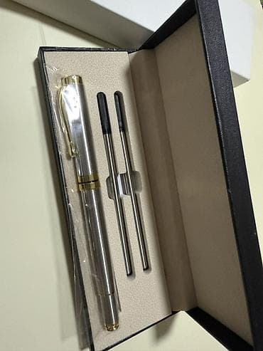 часы карманные: Подарочные наборы ручек Parker Состав: - Шариковая ручка в футляре - — 3