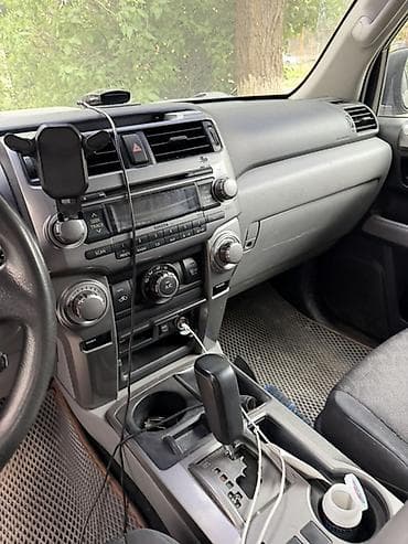 range river: Toyota 4Runner: 2010 г., 4 л, Автомат, Бензин, Внедорожник — 6