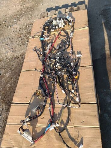 сколько стоит усилитель для колонок: Toyota Surf 185 Проводка салона, панели, Тойота Сурф 185 — 1