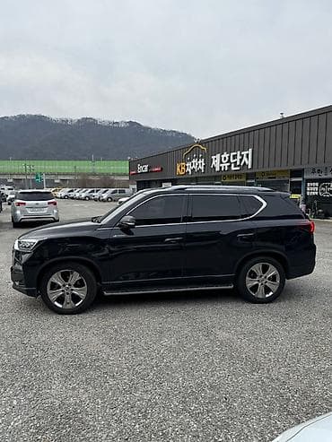 машина срочно: Ssangyong Rexton: 2021 г., 2.2 л, Дизель, Внедорожник — 8
