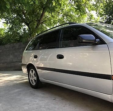 Унаа сатуу: Toyota Avensis: 2001 г., 1.8 л, Кол менен иштөөчү, Бензин, Универсал — 5