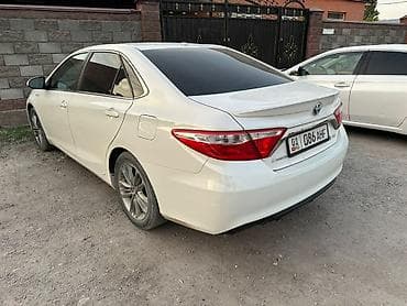 corolla s: Toyota Camry: 2015 г., 2.5 л, Автомат, Гибрид, Седан — 6