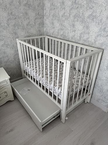 магинит: Продается детская кровать с матрасом и нижней полкой для хранения — 2
