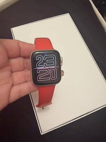 антенна на рацию: Apple Watch с прямоугольным дисплеем и красным спортивным ремешком — 2