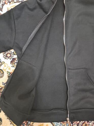 женские свитера с открытыми плечами: Черная худи/толстовка с молнией и капюшоном-балаклавой - Цвет — 2