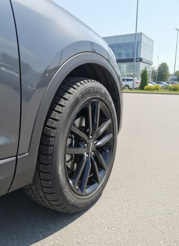 не нужные шины: Шины 265 / 50 / R 19, Зима, Б/у, Комплект, Внедорожные (АТ/МТ), Германия, Bridgestone — 2