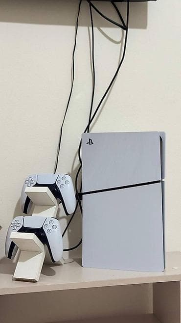 Игровая консоль Sony PlayStation 5 (модель Slim) в вертикальной lalafo.kg да Игровая консоль Sony PlayStation 5 (модель Slim) в вертикальной
