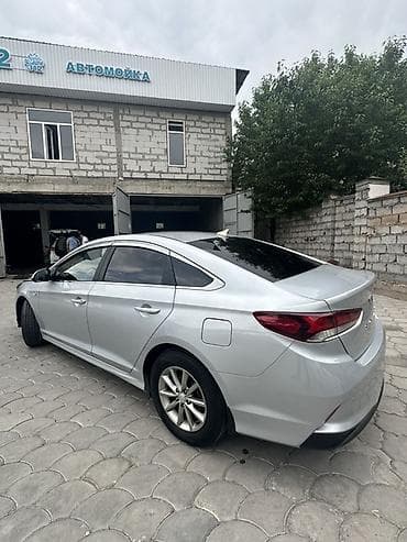 2019: Hyundai Sonata: 2019 г., 2 л, Седан — 4