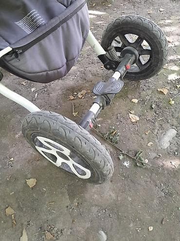 детская коляска с куклой: Коляска, Другой бренд, цвет - Серебристый, Б/у, Самовывоз, Платная доставка — 5