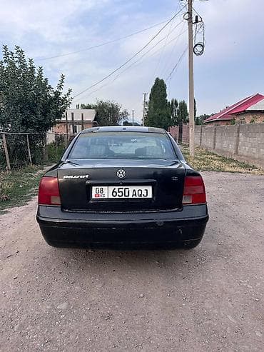 Унаа сатуу: Volkswagen Passat: 1998 г., 1.8 л, Кол менен иштөөчү, Бензин, Седан — 5