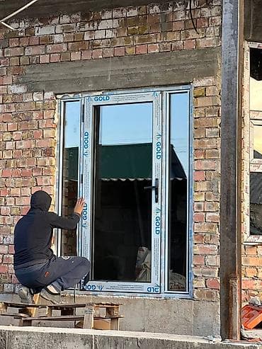 петель: Пластиковое окно на заказ, Тип окна: Панорамные, Декоративные особенности: Декоративный переплет, Платная установка, Без рассрочки — 3