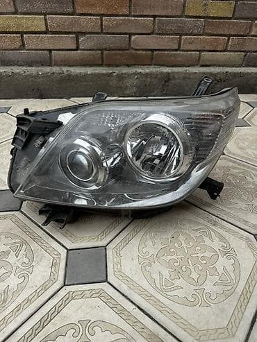 Комплект передних фар Toyota 2013 г., Б/у, Оригинал, Япония — 5