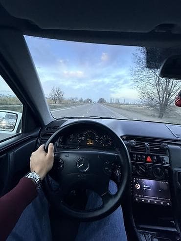 weltmeister ex6 plus: Mercedes-Benz E-Class: 1999 г., Седан — 6