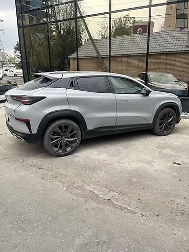 чанганг: Changan Uni-T: 2023 г., 1.5 л, Робот, Бензин, Кроссовер — 2