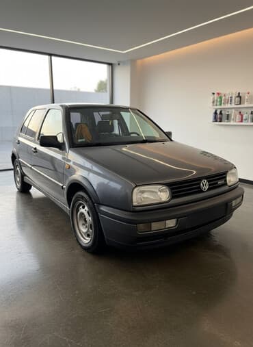 передний бампер тайота витц 2002 г: Volkswagen Golf: 1993 г., 1.8 л, Механика, Бензиновая, Хэтчбэк — 2
