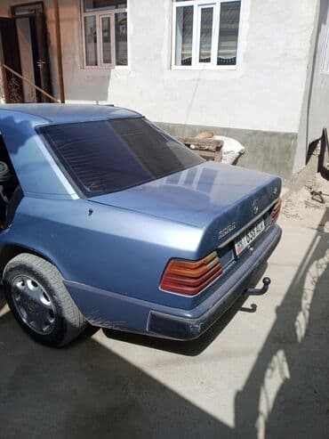 возможен обмен на дом: Mercedes-Benz E 300: 1987 г., 3 л, Механика, Дизель, Седан — 4