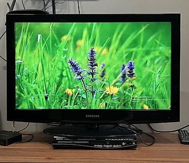 Продаю Телевизор Samsung 32" (81 см) вместе с рамкой 91 см модель