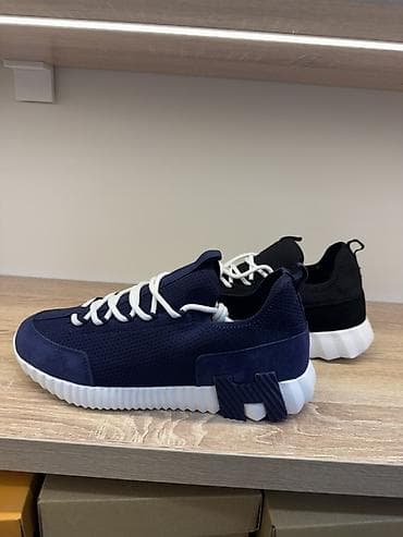 Мужские кроссовки, 40, 41, 42, Новый, цвет - Синий, Самовывоз