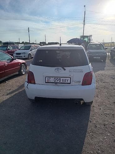 Продажа авто: Toyota Ist: 2003 г., 1.3 л, Автомат, Бензин, Хэтчбэк — 3