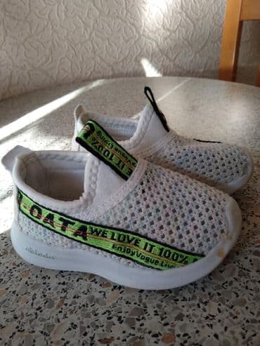 детские туфли с перфорацией: Продам б/у стильные,лёгкие ботасы в хорошем состоянии,легко стираются — 5