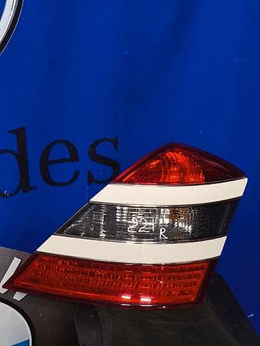 Автозапчасти: Задний правый стоп-сигнал Mercedes-Benz 2008 г., Б/у, Оригинал, Япония — 1