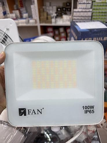 Светодиодный прожектор FAN 100W, IP65. - Мощность: 100 Вт - Тип: LED
